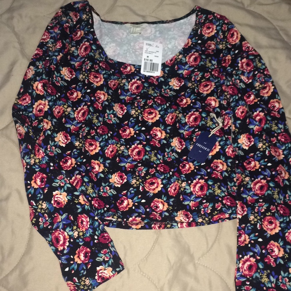 Forever21 long sleeve floral crop top